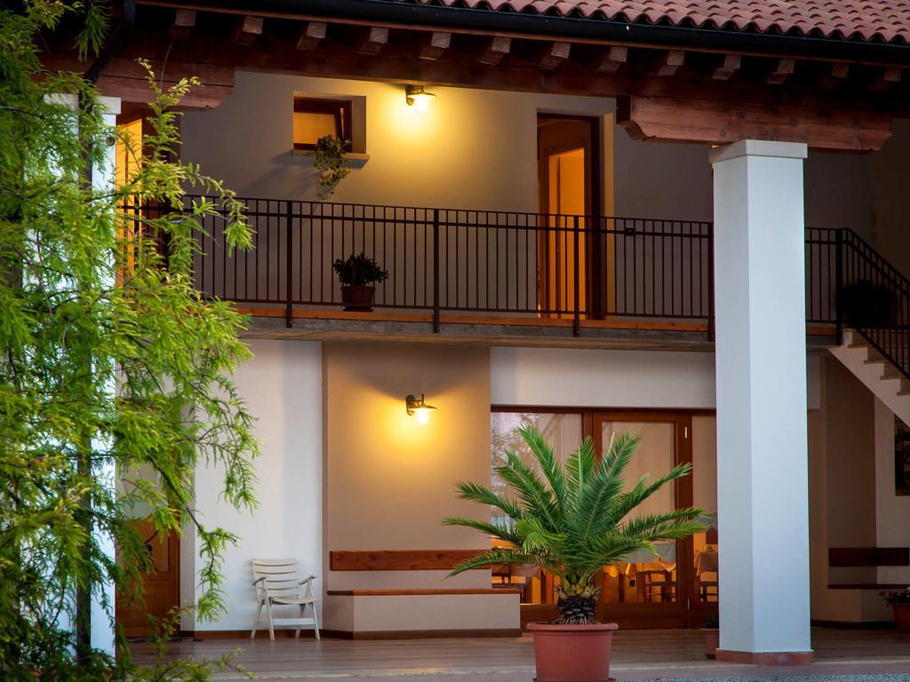 Agriturismo Crocerone Bassano del Grappa Luaran gambar
