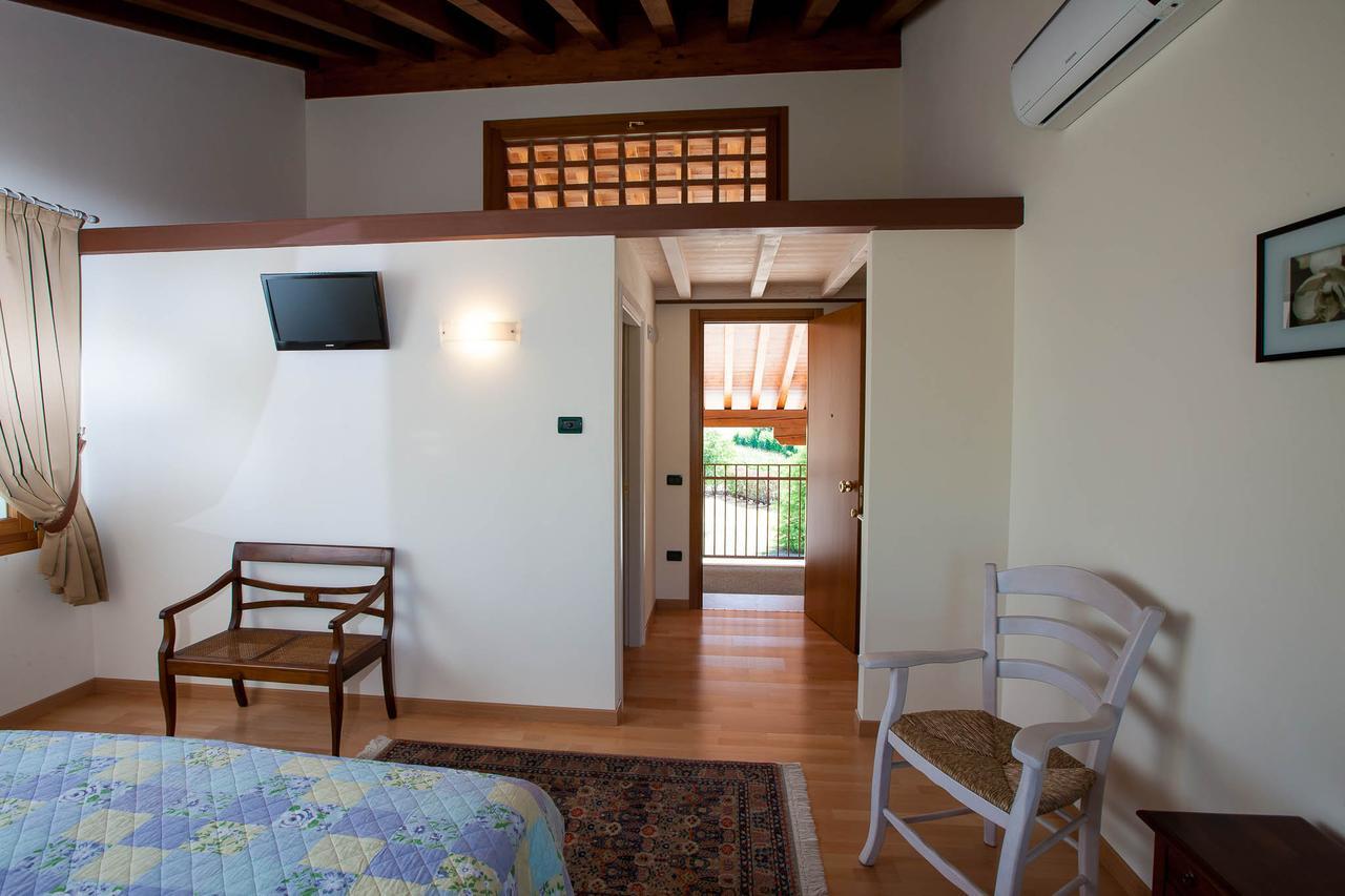 Agriturismo Crocerone Bassano del Grappa Luaran gambar