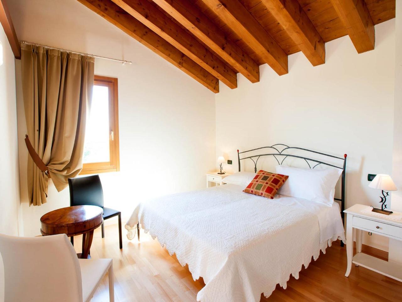 Agriturismo Crocerone Bassano del Grappa Luaran gambar